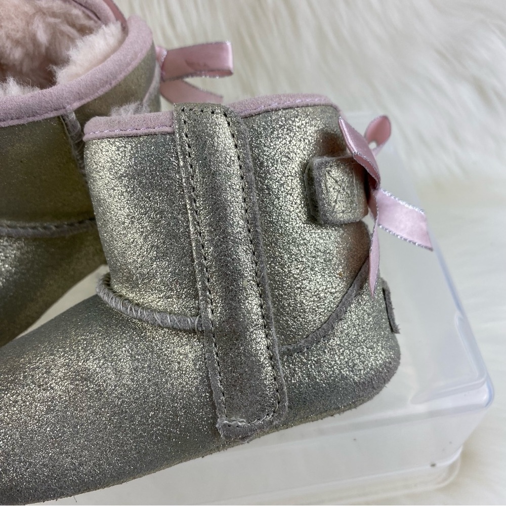 UGG WINTER BOOTS - Picture 7 of 9